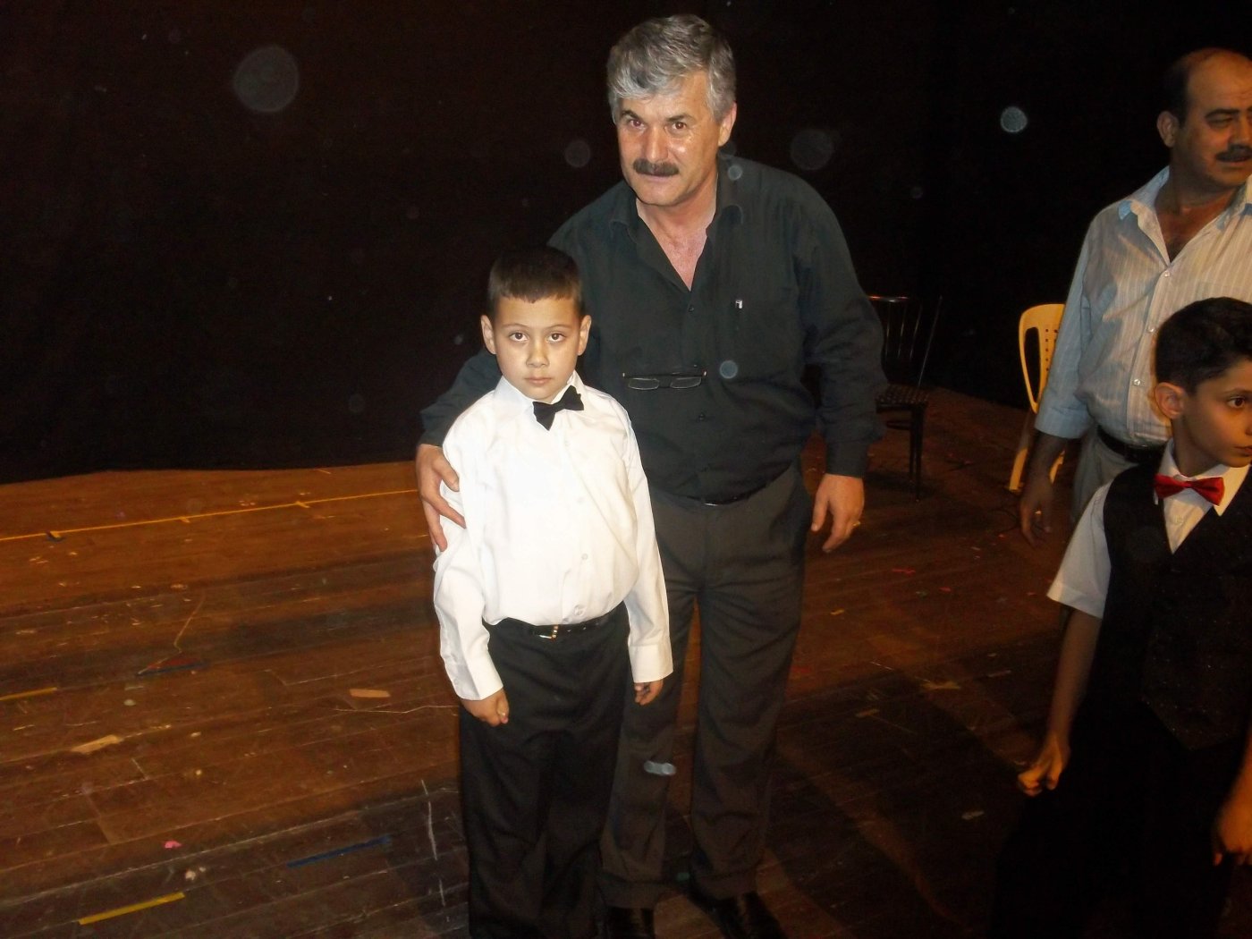 Bayram Suat Kekeç ve ilkokul öğretmeni Aydın A.